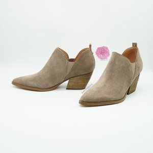 Marc Fisher Brown 10M Suede Booties NEW
